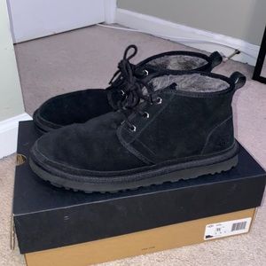 black uggs